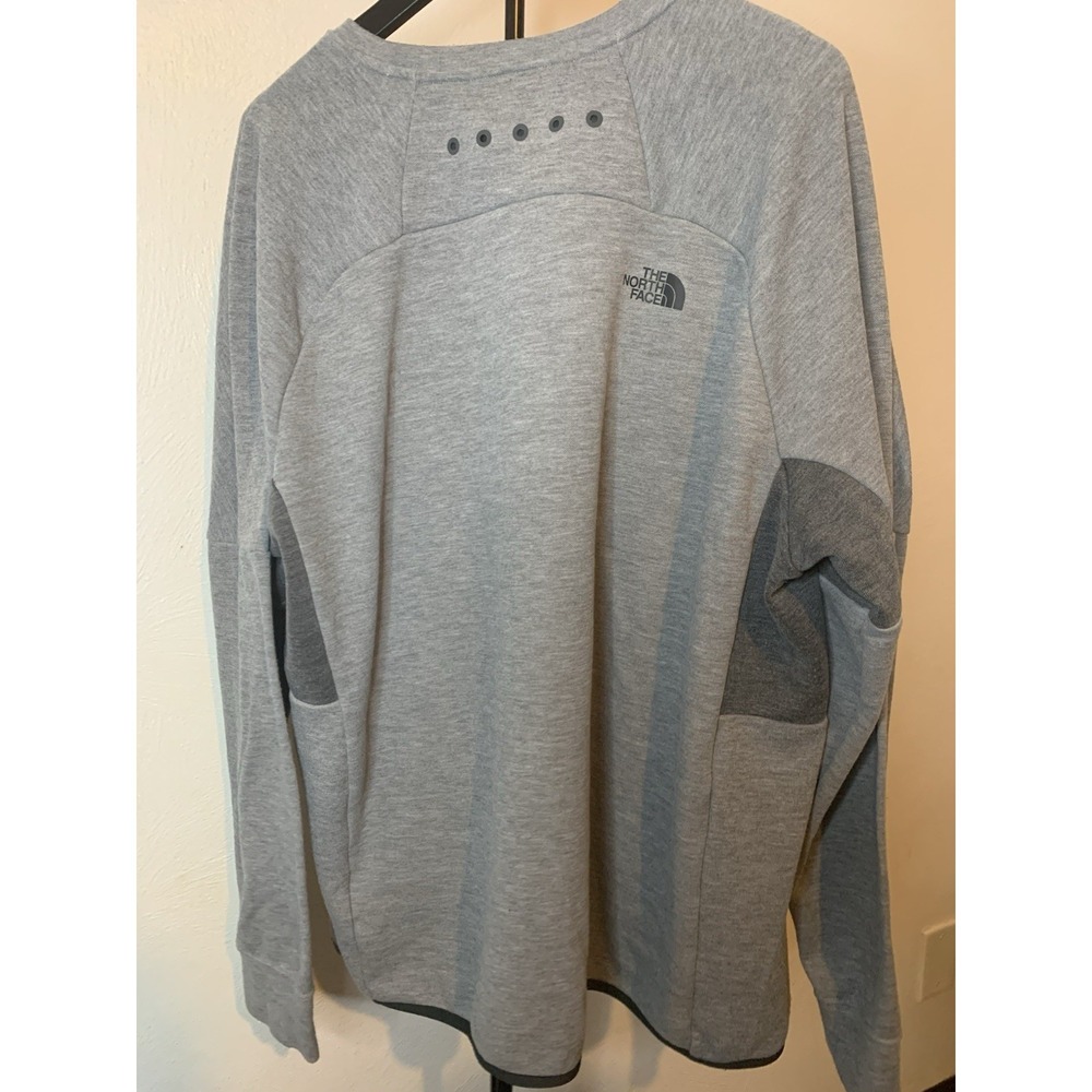 The North Face Tech Fleece Crewneck Sweatshirt Mens XL Grey Chest Pocket Vent - Picture 3 of 4